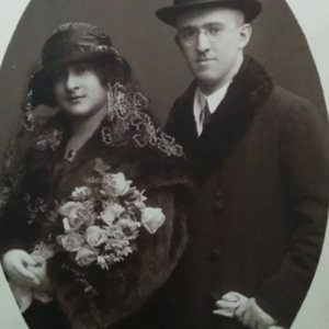 Josef and Blanca Bursztyn_1923.jpg